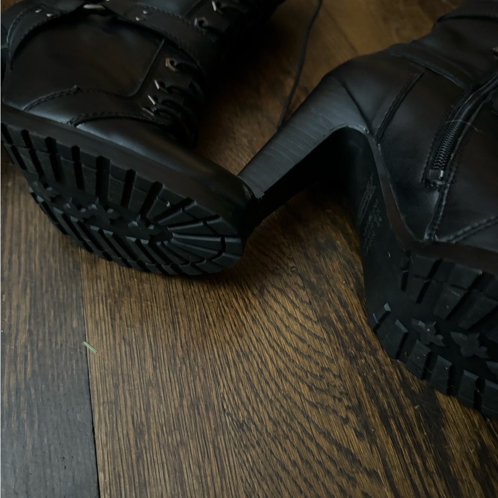 Black motorcycle high heel boots - Picture 3 of 4